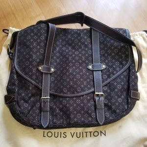 Louis Vuitton Saumur Monogram XI Cross Body Bag